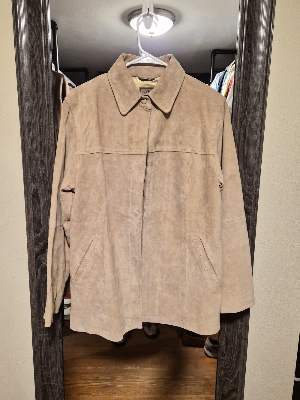 Women's Suede Zip-Front Jacket in Light Tan
